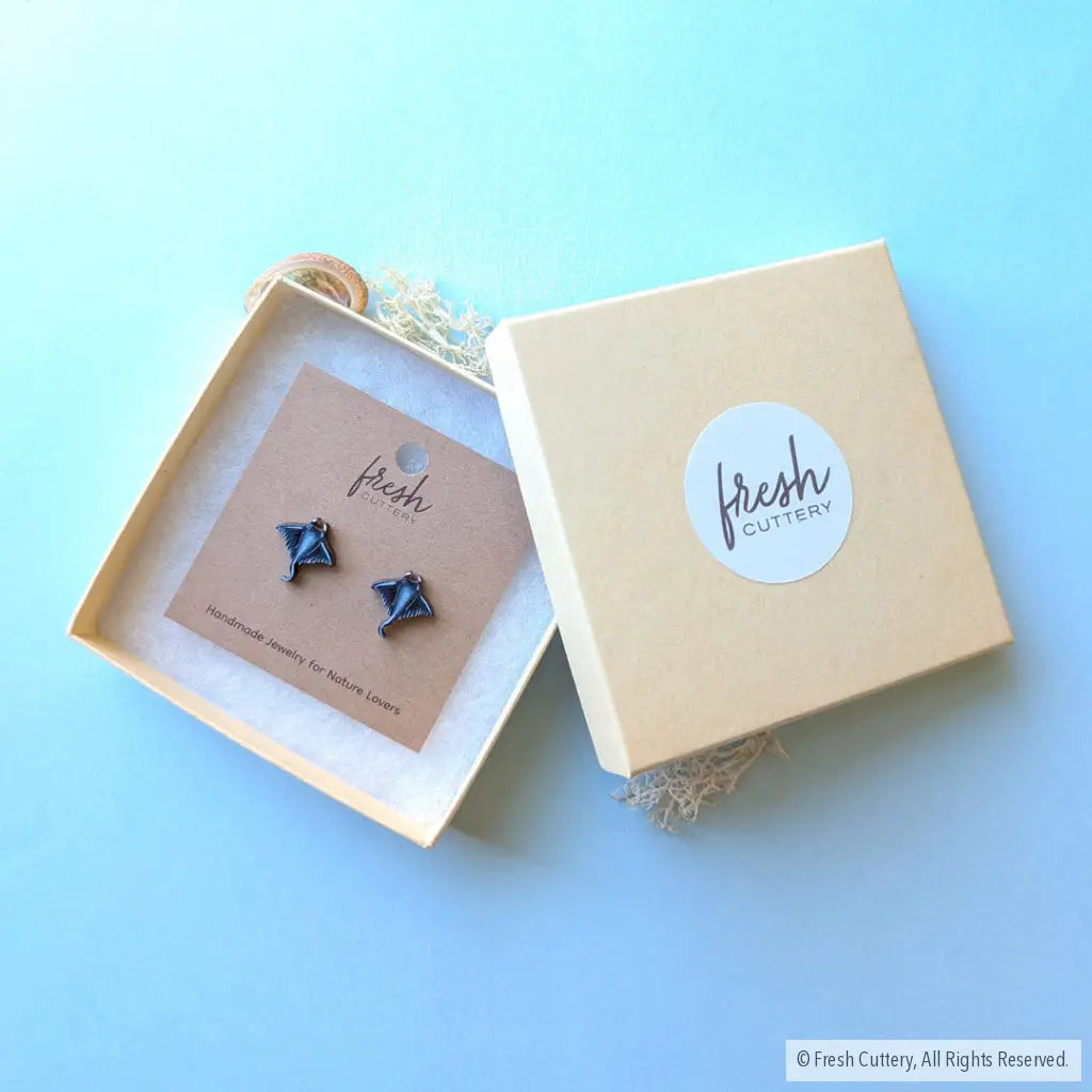 Manta Ray Studs - Studs