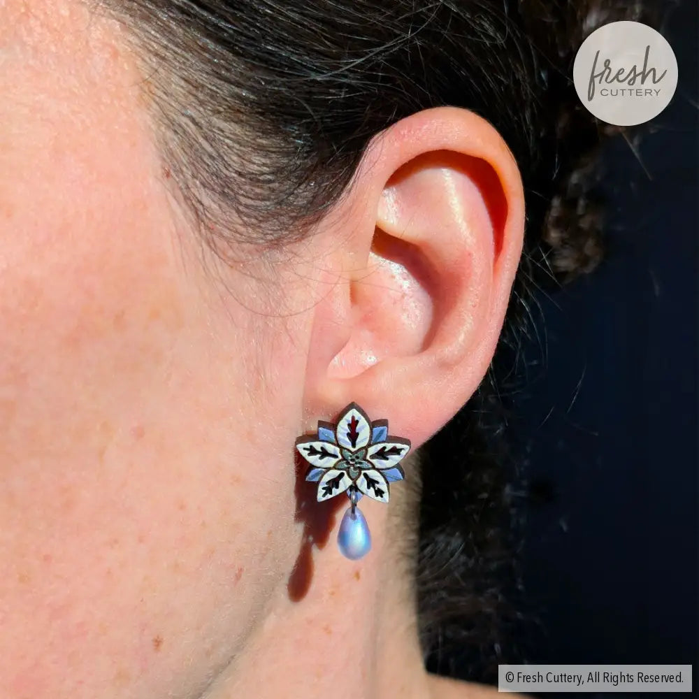 White Poinsettia Drops Studs