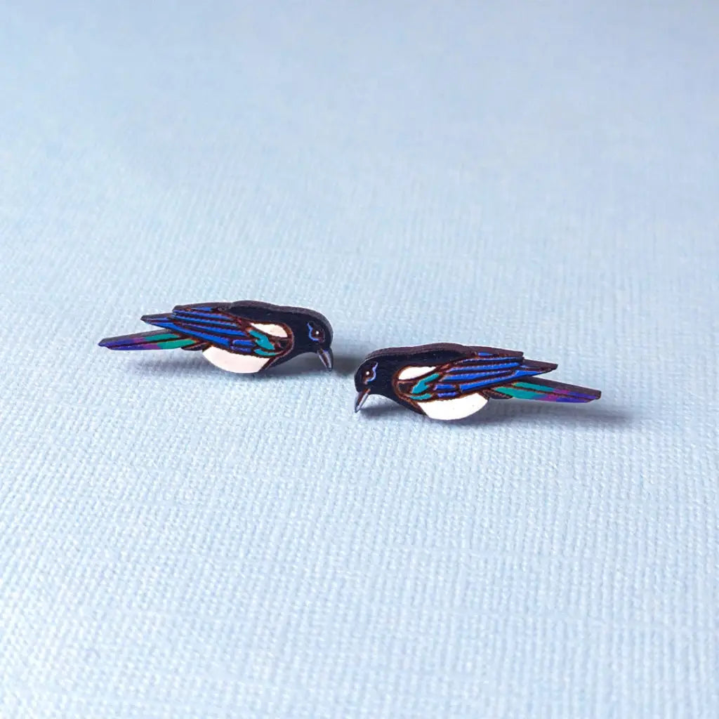 Black-Billed Magpie Studs