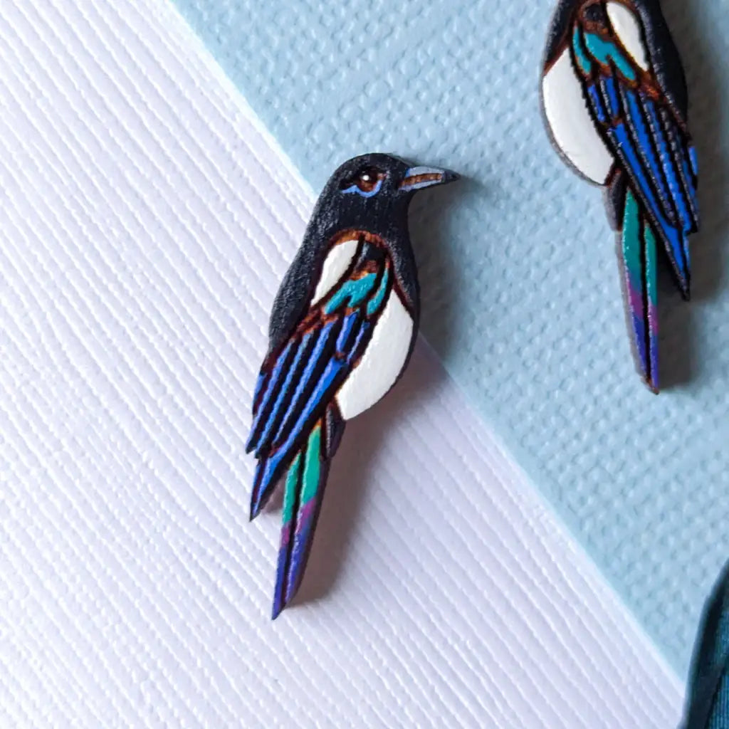Black-Billed Magpie Studs