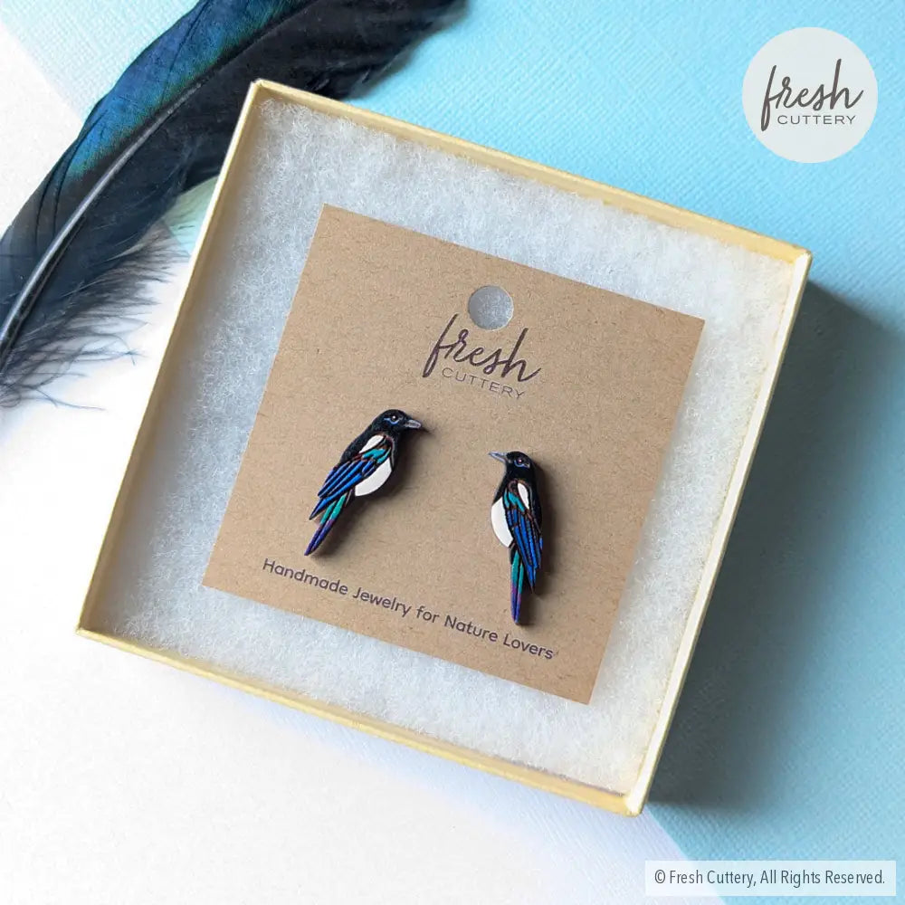 Black-Billed Magpie Studs