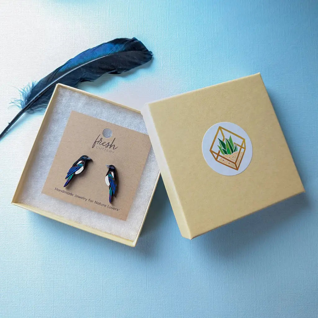 Black-Billed Magpie Studs