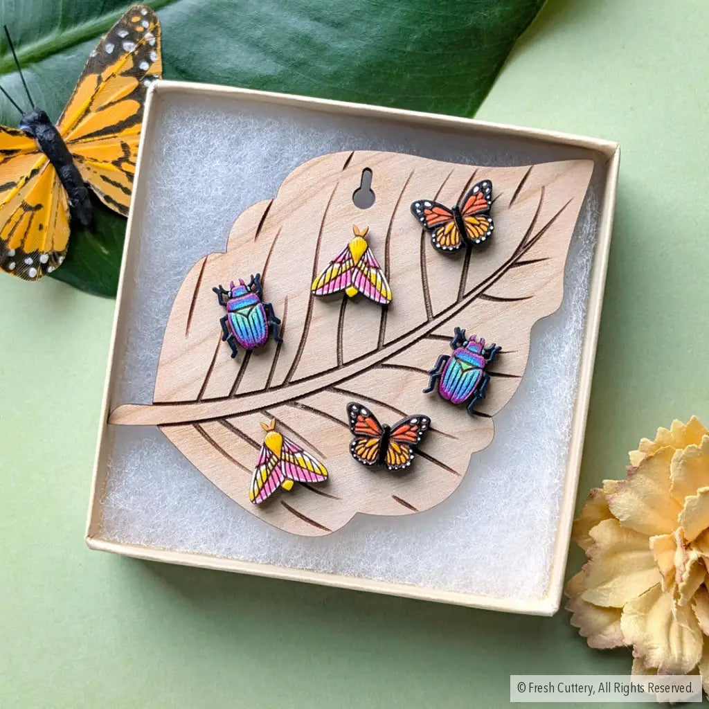 Build-Your-Own Bug Lovers Stud Set Studs