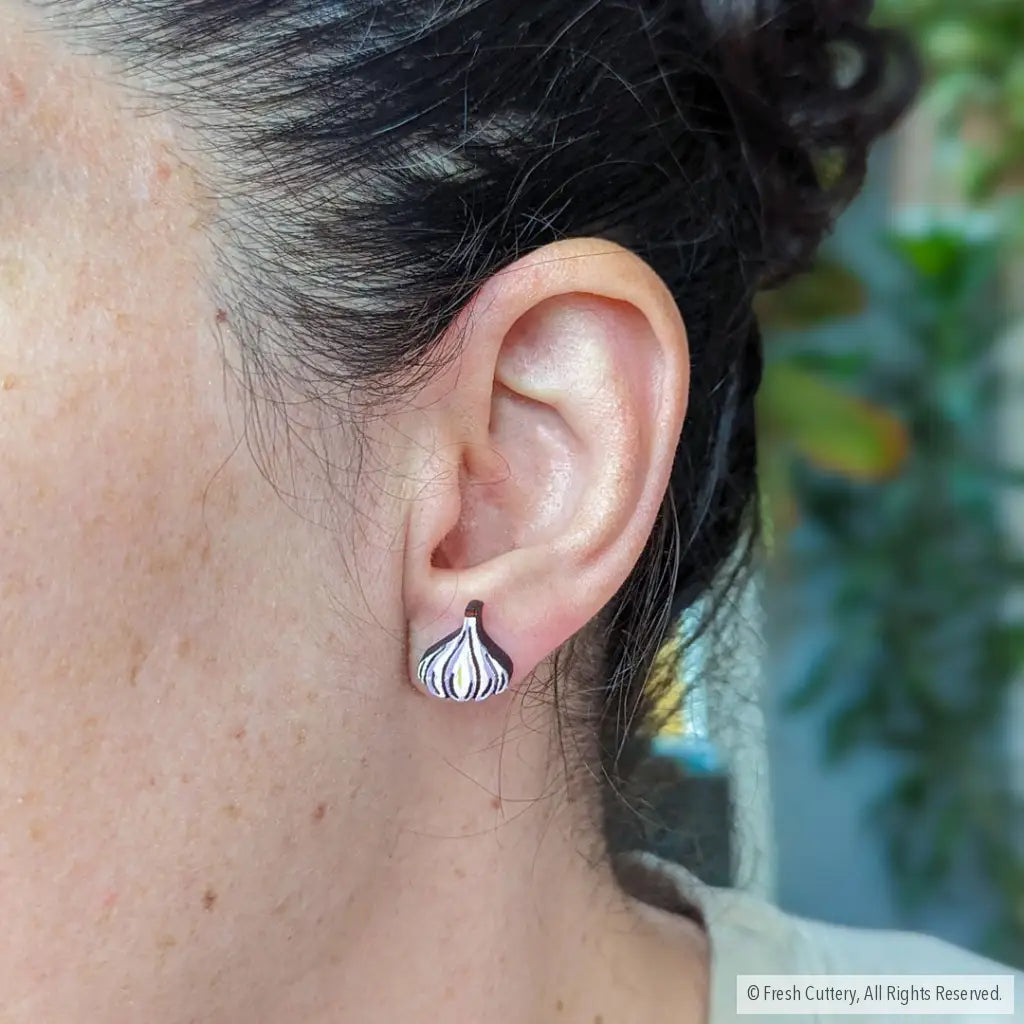Garlic Studs