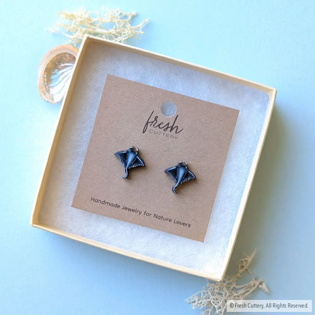 Manta Ray Studs - Studs