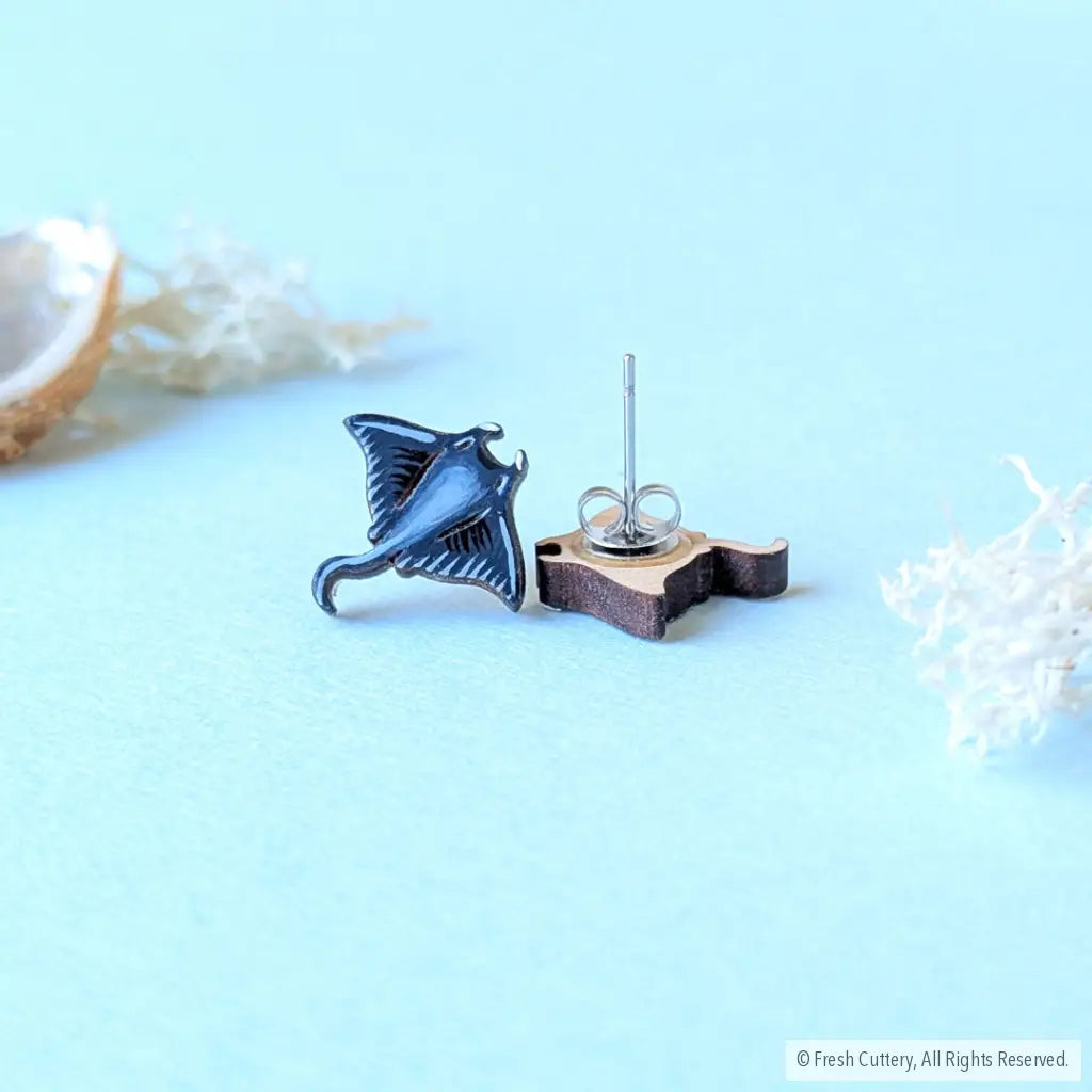 Manta Ray Studs - Studs