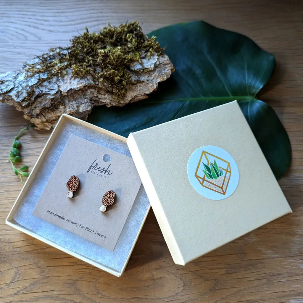 Morel Mushroom Studs