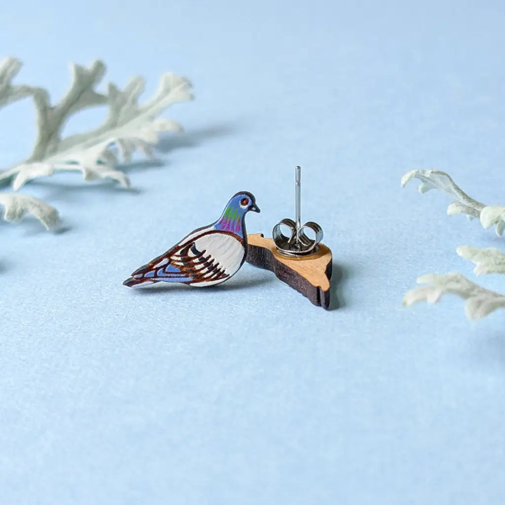 Pigeon Studs Studs