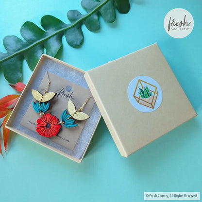 Scandinavian Poppy Necklace Necklaces