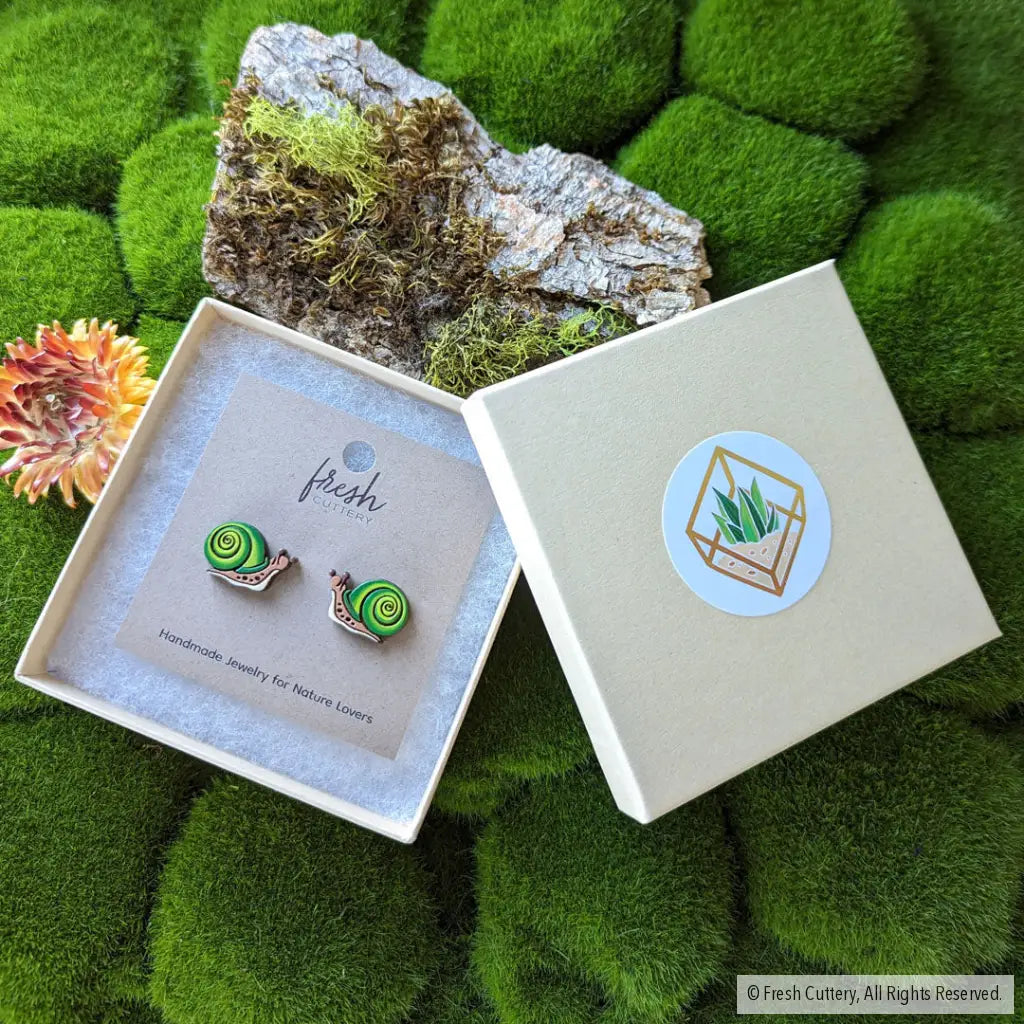Snail Studs