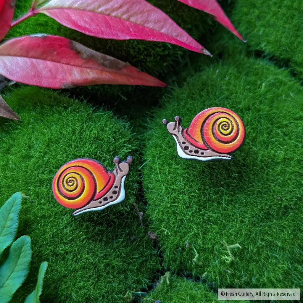 Snail Studs Red