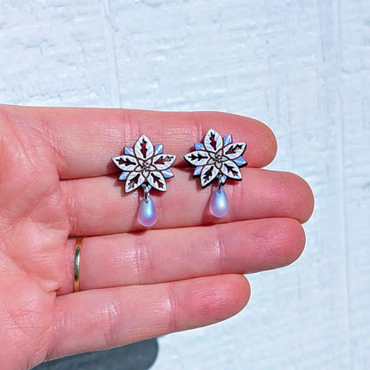 White Poinsettia Drops Studs